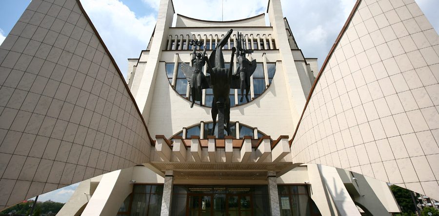 Театр. Ракурс