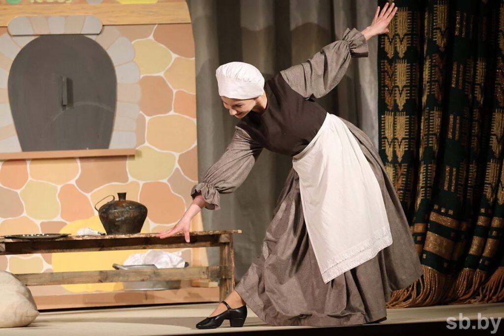 03-06-2025 Фото Андрея Примачека. Гродно. Премьера спектакля Золушка в Гродненском областном драматическом театре.