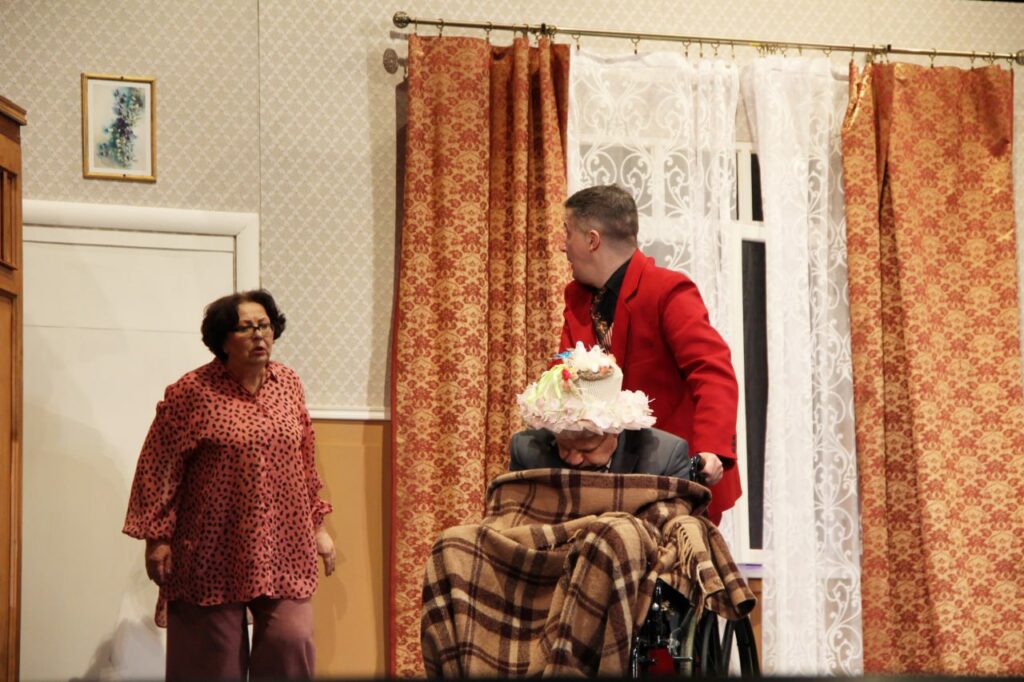 9d3e0134-7169-4f92-94ce-daff795f0a31