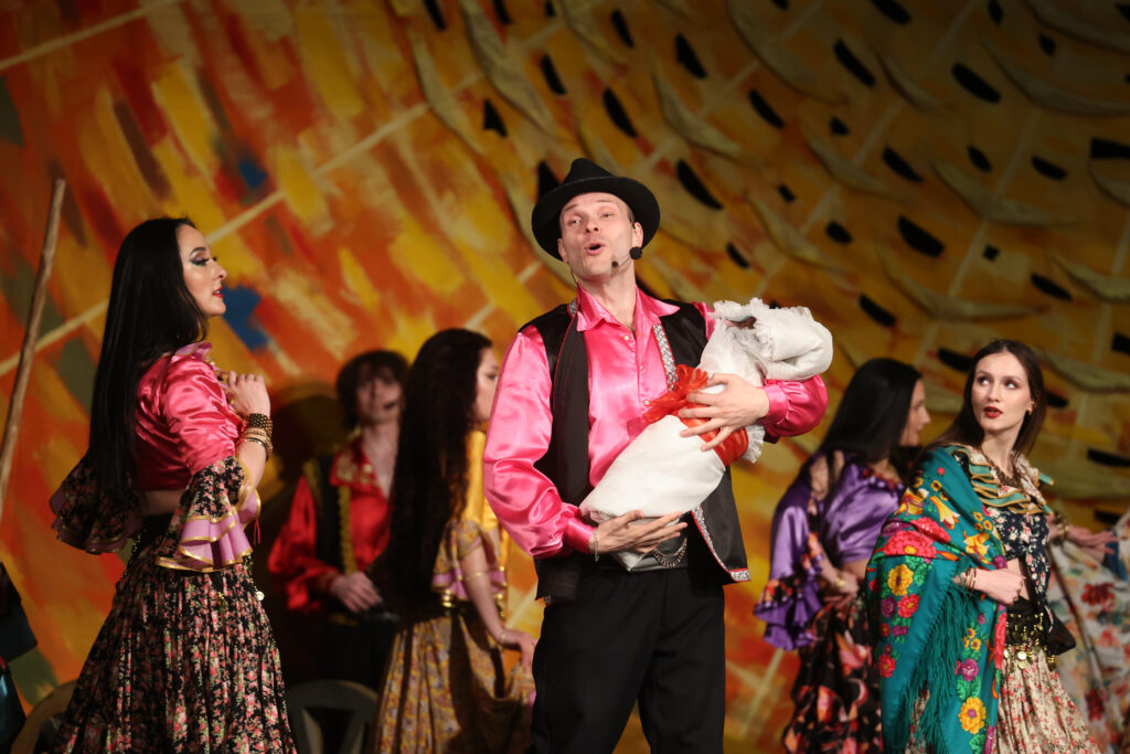 ae4e85d1-ba7b-488d-a833-f813407b0b34